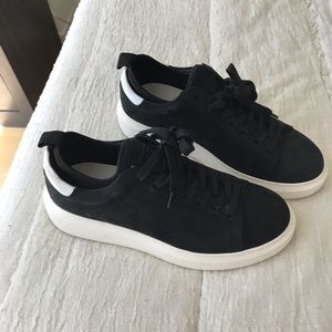 Greats sneakers size 7.5 ON HOLD CURRENTLY